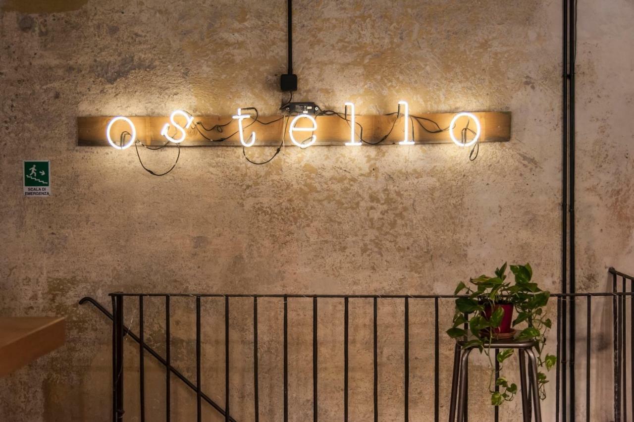 Un Posto A - All'interno Di Cascina Del 700 * Mailand